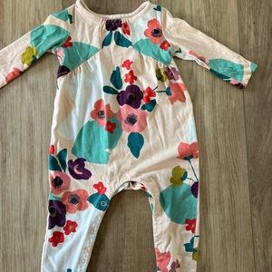 Tea collection long sleeve one piece. Button snap inside legs